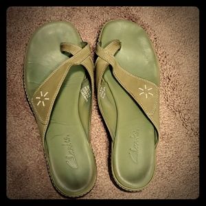 Clark's green sandles